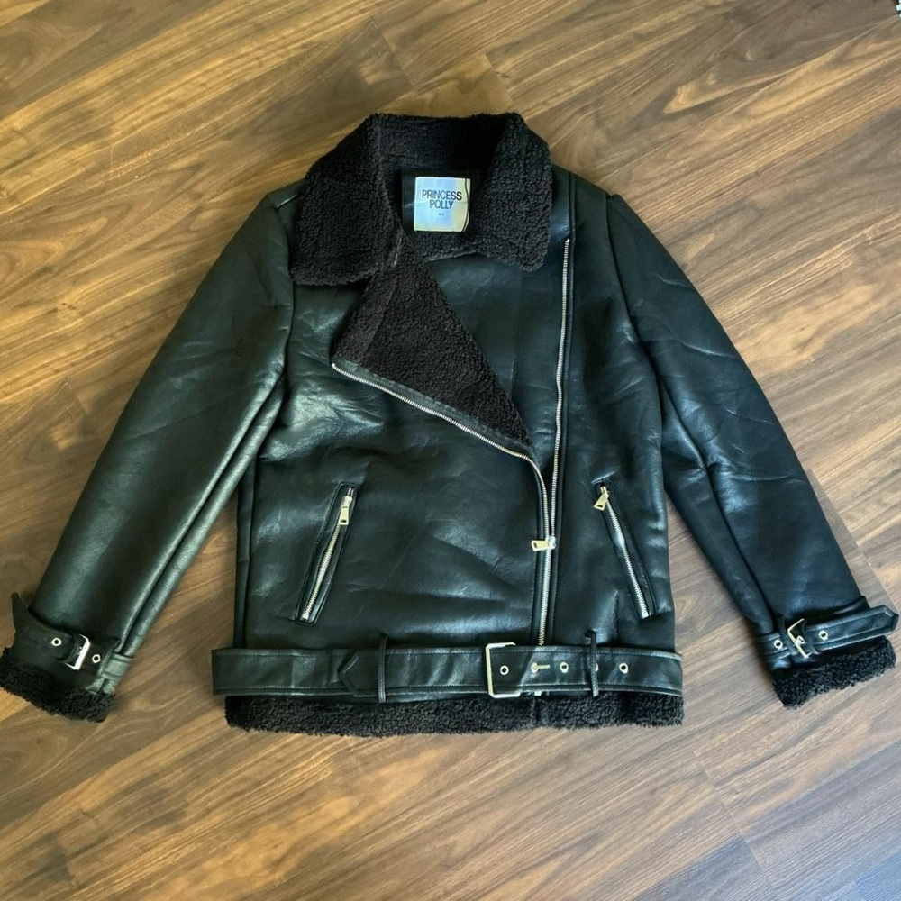 Princess Polly NWOT Maudie Shearling Faux Leather Jacket Black.
